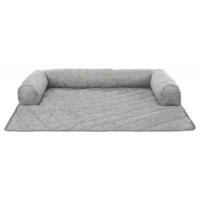 Divano Nero con Coperta Grigio Chiaro