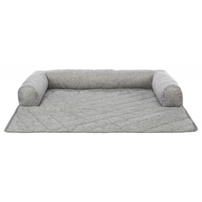 divano-nero-con-coperta-grigio-chiaro1