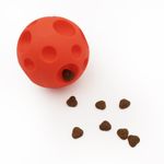 yes-gioco-per-cane-palla-con-snack-rosso