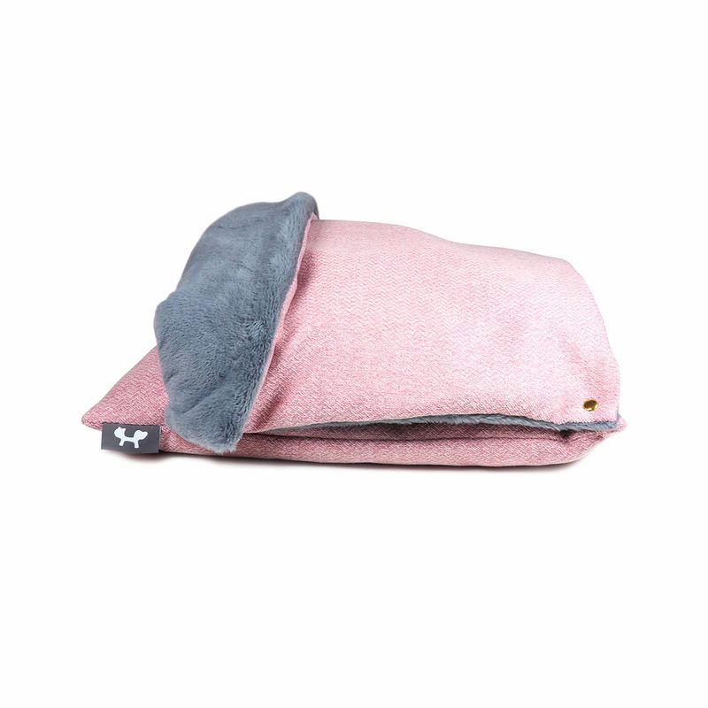 united-pets-cuccia-sacco-cangaroo-con-coperta-rosa-per-gatto2